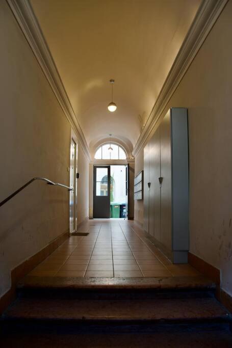 Standard Apartment By Hi5- Podmaniczky Street Budapest Exterior foto